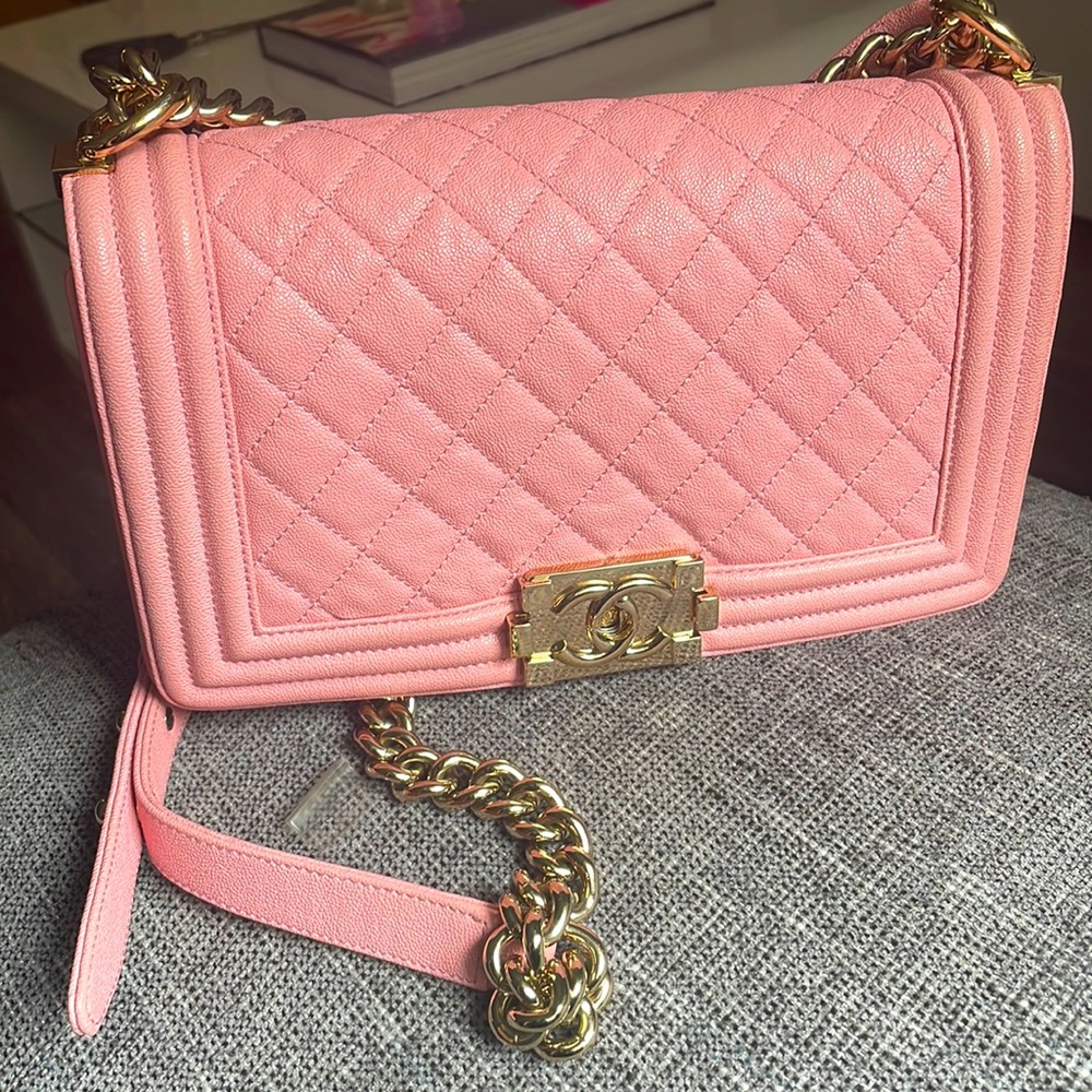 Pink Chanel boy bag like new